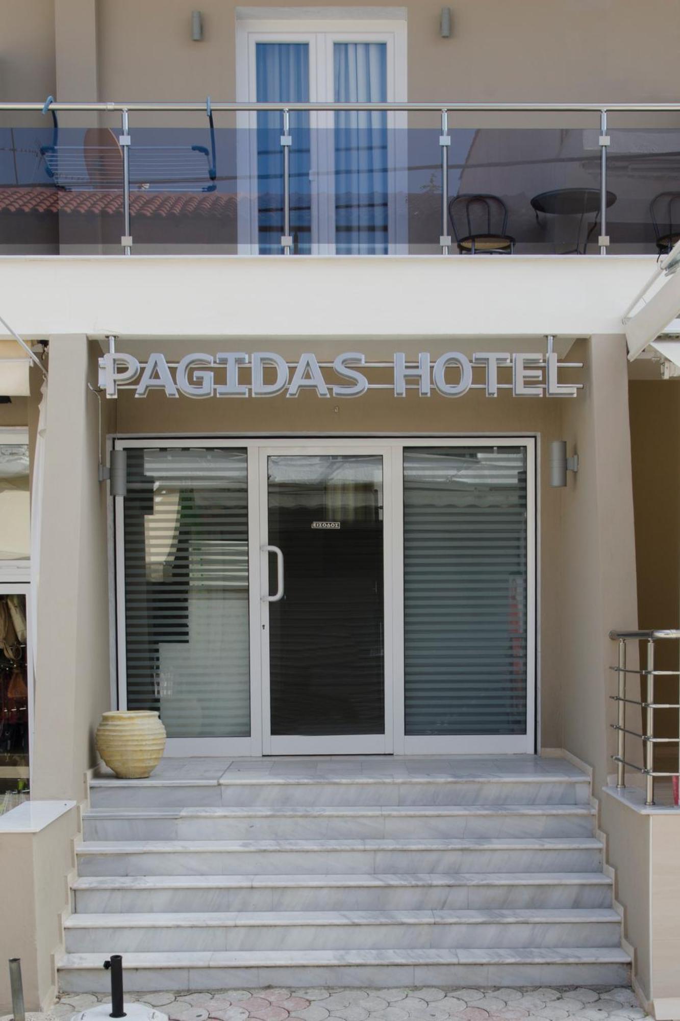 Aparthotel Pagidas Hanioti Exteriör bild